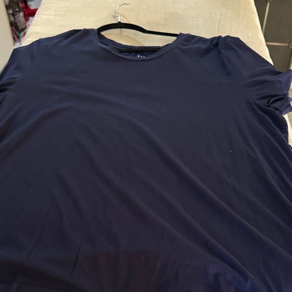 GAP Men's Deep Blue Short Sleeve Tee - Picture 1 of 4